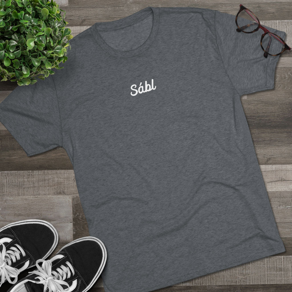 Sábl Minimal Script Tee — Simple Script Chest Logo T‑Shirt