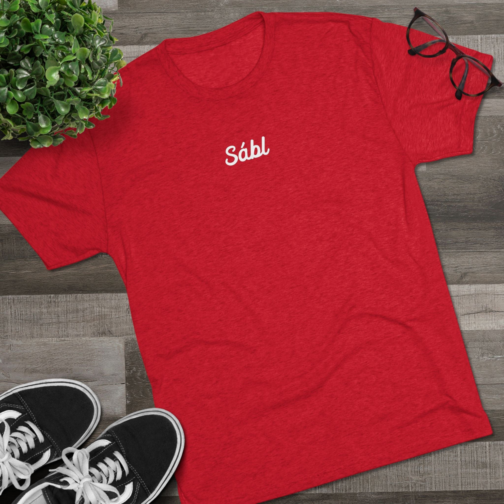 Sábl Minimal Script Tee — Simple Script Chest Logo T‑Shirt