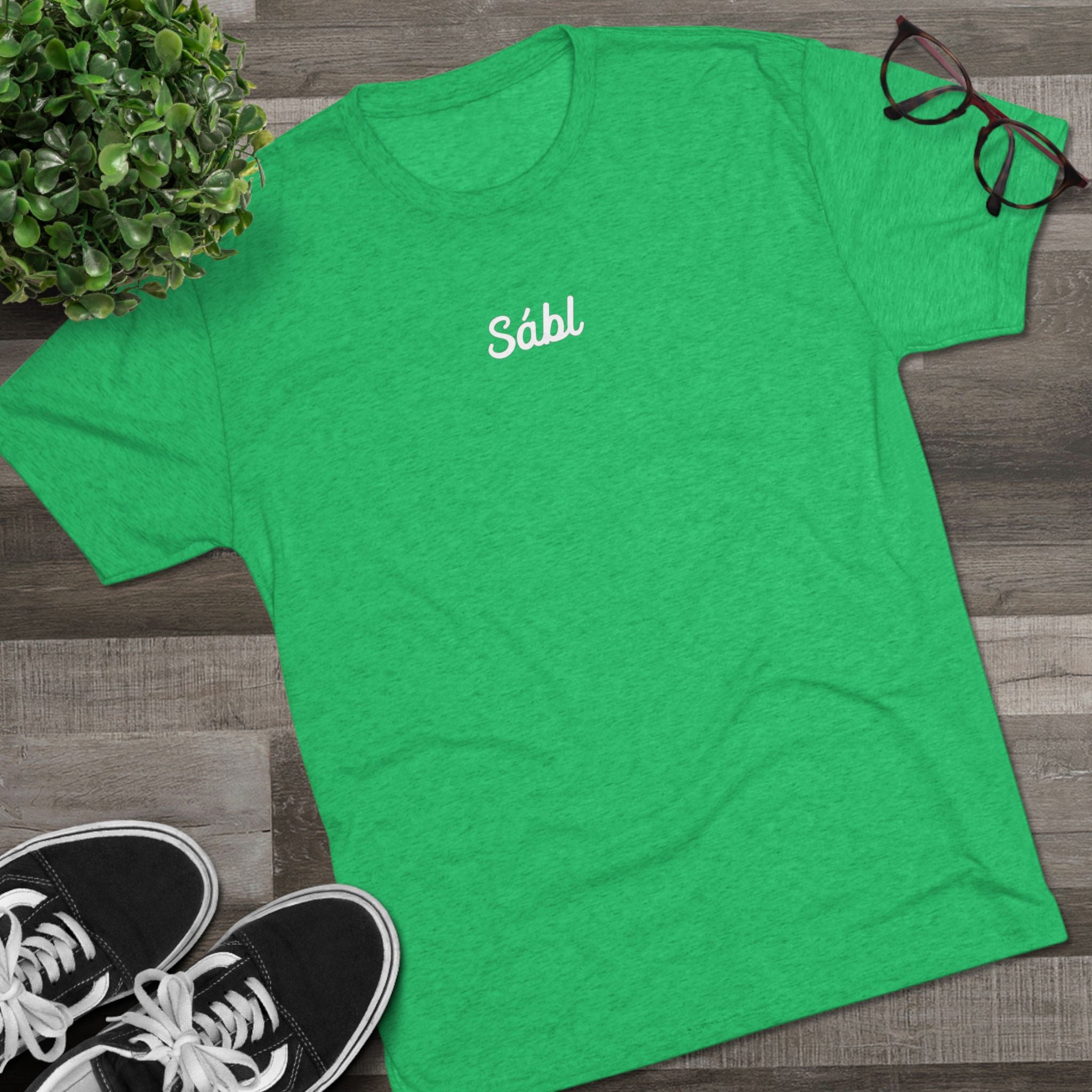Sábl Minimal Script Tee — Simple Script Chest Logo T‑Shirt