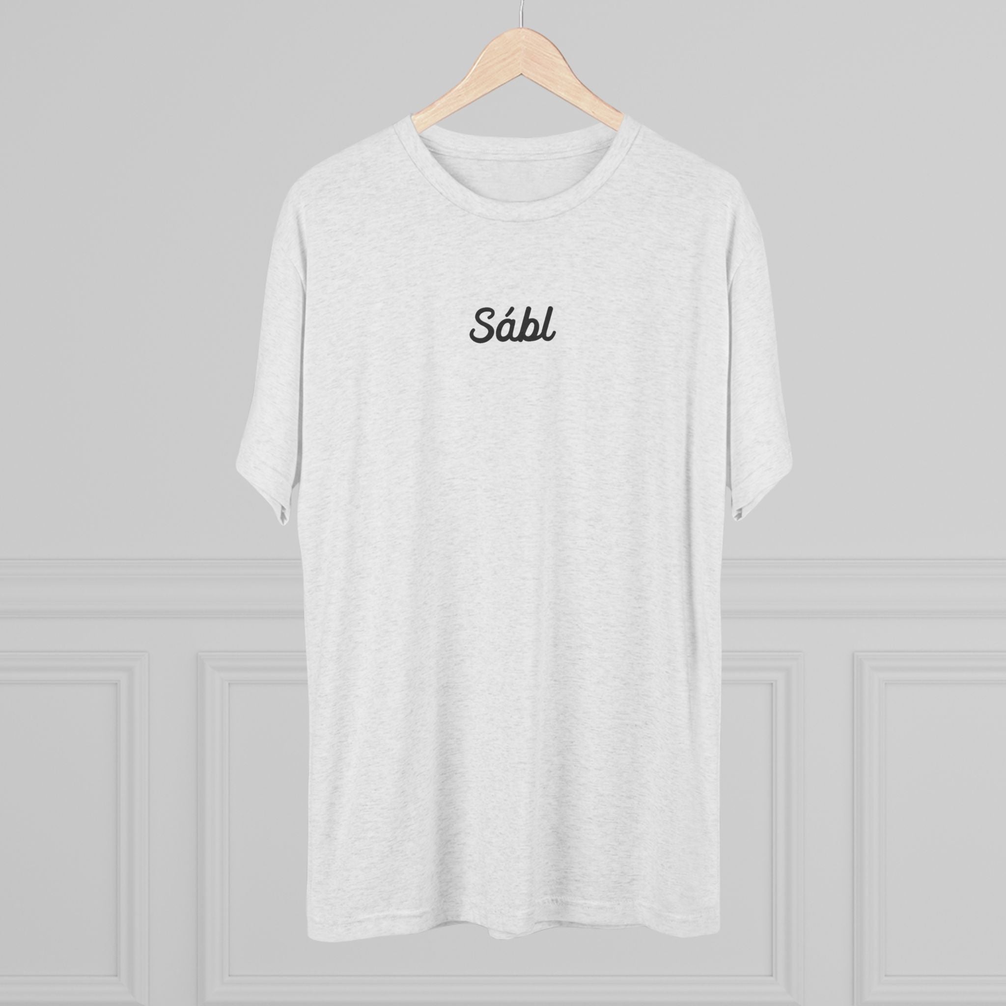 Sábl Minimal Script Tee — Simple Script Chest Logo T‑Shirt